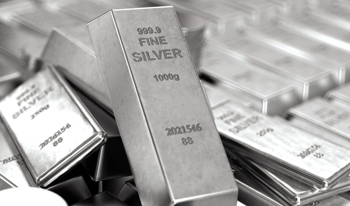 Silver and the Limits of Paper Markets: Leverage, Physical Supply, and Industrial Demand